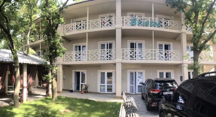Мини-отель Hotel Bristol Железный Порт-17